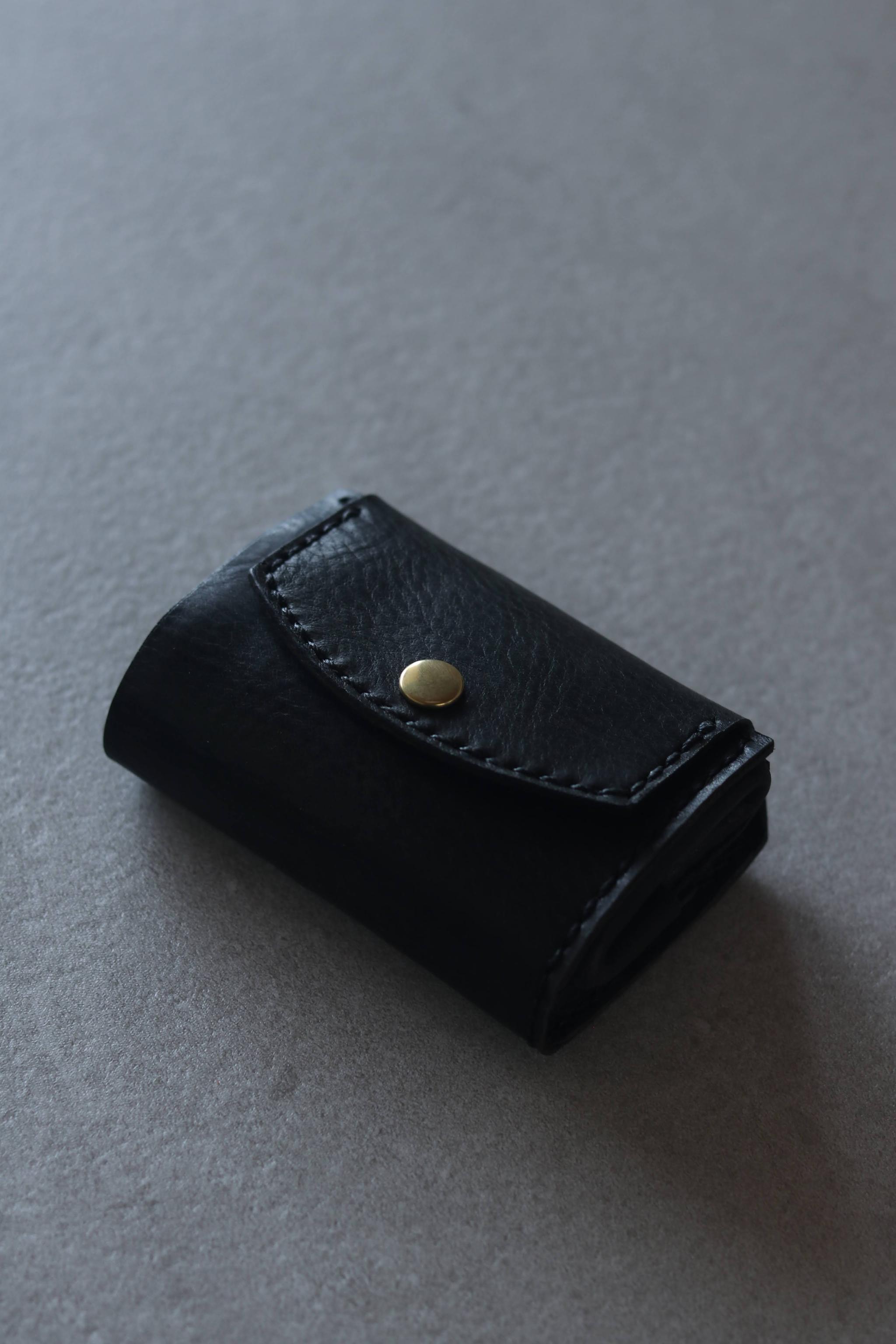 ふわっと包み込む三つ折り財布　ブラック　ミニ財布 コンパクトウォレット イタリアンレザー 本革 プレゼント | 2枚目